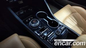 Kia K5 Signature 2020 года из Южной Кореи