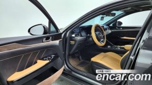 Kia K5 Signature 2020 года из Южной Кореи