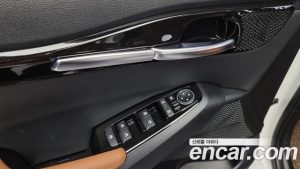 Kia Seltos Бензин 1.6 Turbo 2WD 2024 года из Южной Кореи