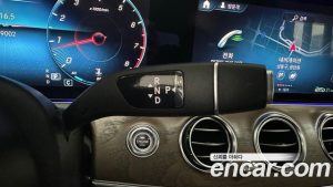 Mercedes-Benz E-Class E250 Exclusive 2021 года из Южной Кореи
