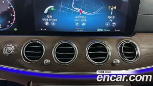 Mercedes-Benz E-Class E250 Exclusive 2021 года из Южной Кореи