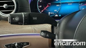 Mercedes-Benz E-Class E250 Exclusive 2021 года из Южной Кореи
