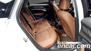 Audi A6 40 TDI 2020 года из Южной Кореи