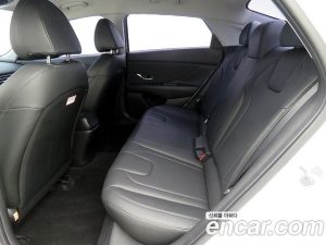 Hyundai AVANTE 1.6 2021 года из Южной Кореи