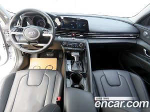 Hyundai AVANTE 1.6 2021 года из Южной Кореи