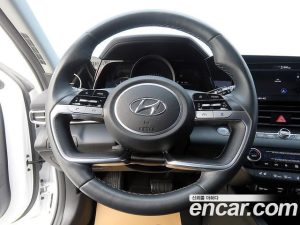 Hyundai AVANTE 1.6 2021 года из Южной Кореи