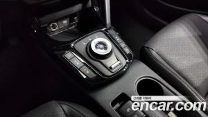 Kia Seltos Бензин 1.6 Turbo 2WD 2024 года из Южной Кореи