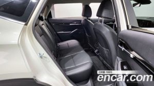 Kia Seltos Бензин 1.6 Turbo 2WD 2024 года из Южной Кореи