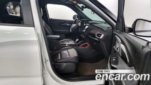 ChevroletGMDaewoo Trailblazer 1.3 Turbo 2WD 2022 года из Южной Кореи