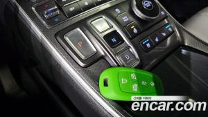Hyundai Santafe Бензин 2.5T 2WD 2023 года из Южной Кореи