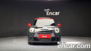 Mini Cooper JCW 2023 года из Южной Кореи