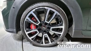Mini Cooper JCW 2023 года из Южной Кореи