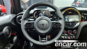 Mini Cooper JCW 2023 года из Южной Кореи