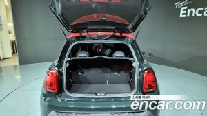 Mini Cooper JCW 2023 года из Южной Кореи