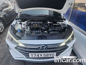 Hyundai AVANTE 1.6 2020 года из Южной Кореи