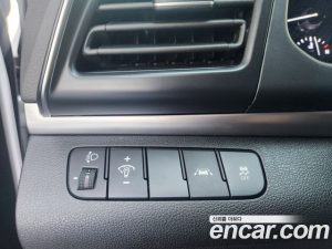 Hyundai AVANTE 1.6 2020 года из Южной Кореи