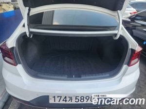 Hyundai AVANTE 1.6 2020 года из Южной Кореи