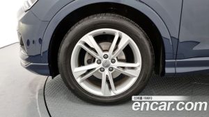 Audi Q3 35 TDI Premium 2020 года из Южной Кореи
