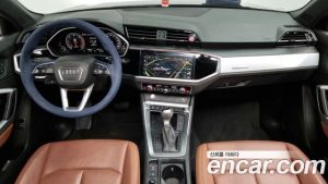 Audi Q3 35 TDI Premium 2020 года из Южной Кореи