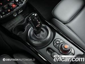 Mini Clubman High 2021 года из Южной Кореи