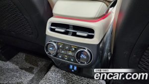 Genesis GV70 2.5T Бензин 2WD 2023 года из Южной Кореи