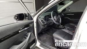 Kia Seltos Бензин 1.6 Turbo 2WD 2023 года из Южной Кореи