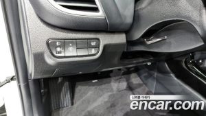 Kia Seltos Бензин 1.6 Turbo 2WD 2023 года из Южной Кореи