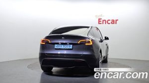 Tesla Model Y RWD 2023 года из Южной Кореи