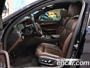BMW 5-Series 520i M Sport 2020 года из Южной Кореи