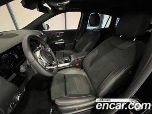 Mercedes-Benz GLA-Class GLA250 4MATIC 2023 года из Южной Кореи