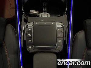 Mercedes-Benz GLA-Class GLA250 4MATIC 2023 года из Южной Кореи