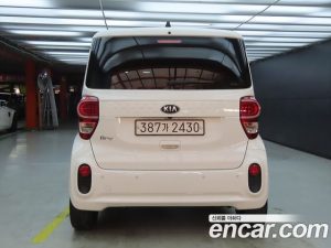 Kia RAY Signature 2021 года из Южной Кореи