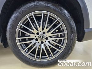 Mercedes-Benz GLC-Class GLC220 d 4MATIC 2023 года из Южной Кореи