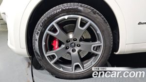 Maserati Levante 3.0 AWD GranSport 2020 года из Южной Кореи