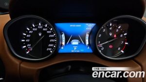 Maserati Levante 3.0 AWD GranSport 2020 года из Южной Кореи