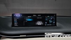 Genesis GV70 2.5T Бензин AWD 2023 года из Южной Кореи