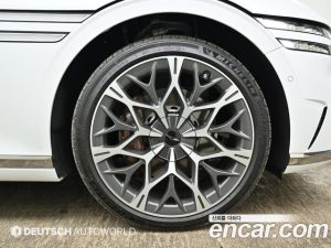 Genesis G90 Бензин 3.5 Turbo e-S/C AWD 2023 года из Южной Кореи
