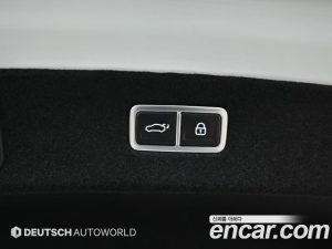 Genesis G90 Бензин 3.5 Turbo e-S/C AWD 2023 года из Южной Кореи