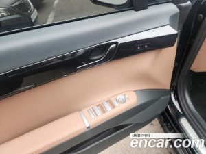 Hyundai Grandeur Exclusive 2023 года из Южной Кореи