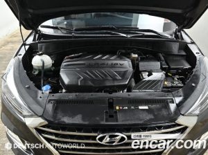 Hyundai Tucson Дизель 2.0 2WD 2019 года из Южной Кореи