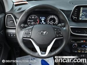 Hyundai Tucson Дизель 2.0 2WD 2019 года из Южной Кореи