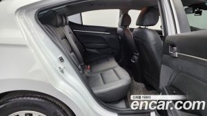 Hyundai AVANTE 1.6 2020 года из Южной Кореи