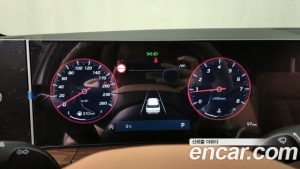 Hyundai Santafe Бензин 2.5T 2WD 2024 года из Южной Кореи