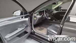 Kia K5 2.0 2020 года из Южной Кореи