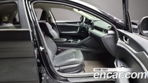 Kia K5 2.0 2020 года из Южной Кореи