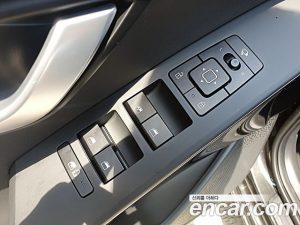Kia Niro Prestige 2024 года из Южной Кореи