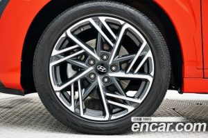 Hyundai Kona Бензин 1.6 Turbo 4WD 2021 года из Южной Кореи