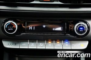 Hyundai Kona Бензин 1.6 Turbo 4WD 2021 года из Южной Кореи