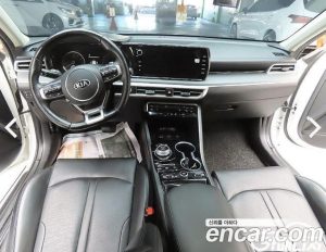 Kia K5 1.6 Turbo 2020 года из Южной Кореи