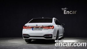 BMW 7-Series 730Ld xDrive M Sport 2020 года из Южной Кореи